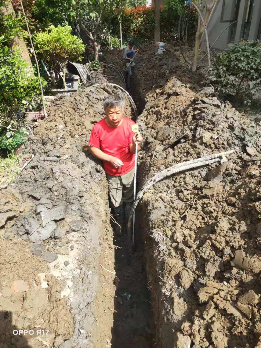 上海別墅地源熱泵水平管開挖